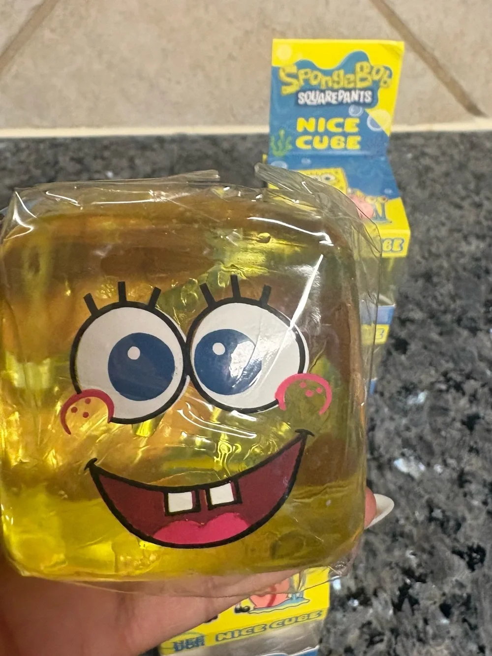 SPONGEBOB SQUAREPANTS NICE CUBE SUGAR MATERIAL YELLOW COLOR SQUISHY TOY